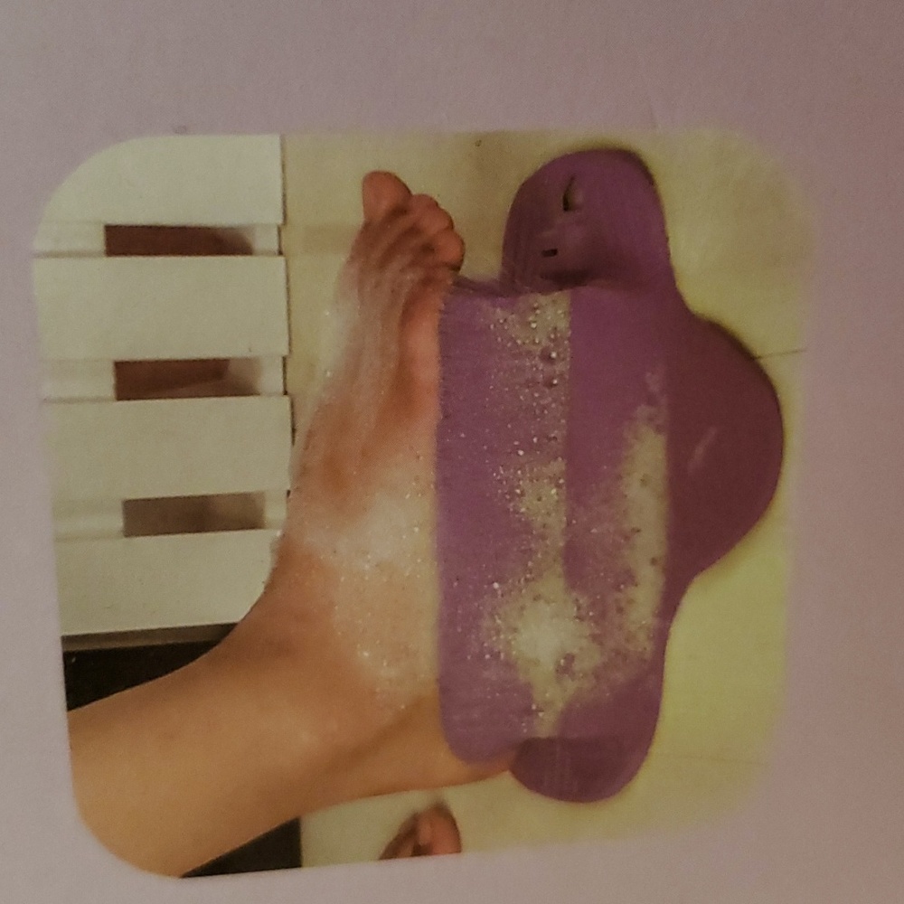 exuviance foot brush